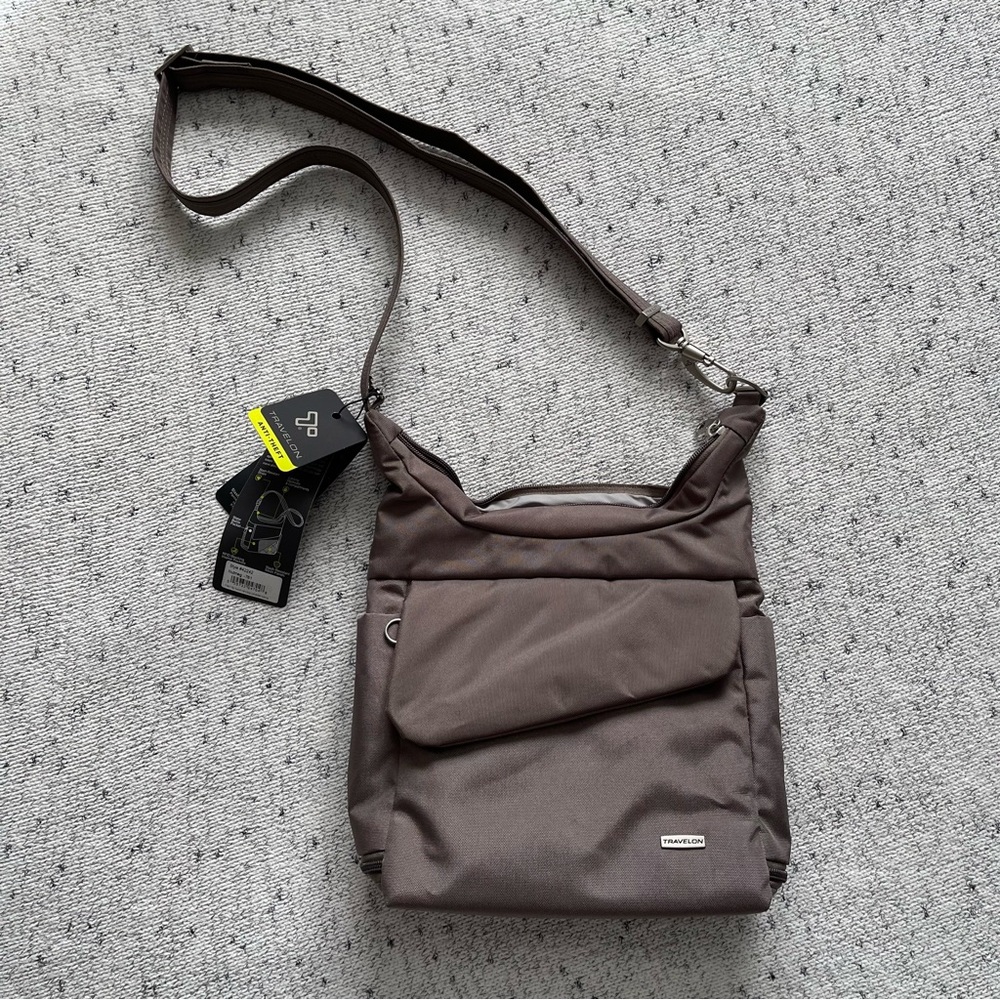 NWT Travelon Classic Messenger Bag - Nutmeg